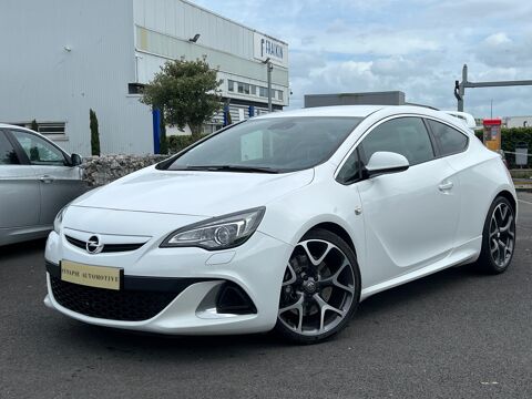 Opel Astra 2.0l opc 2013 occasion Grentheville 14540