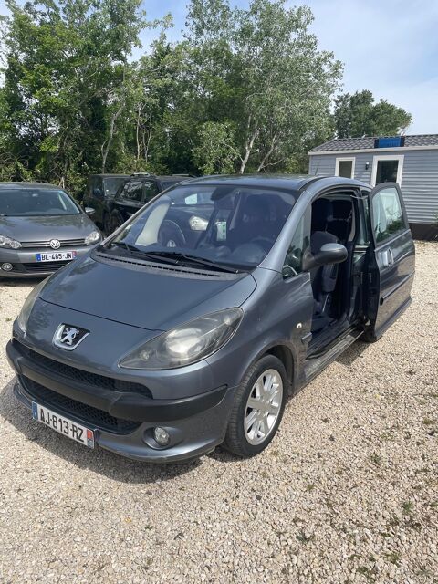 Peugeot 1007 - 1.6 HDI 110ch CT OK RÉVIS&Eacut