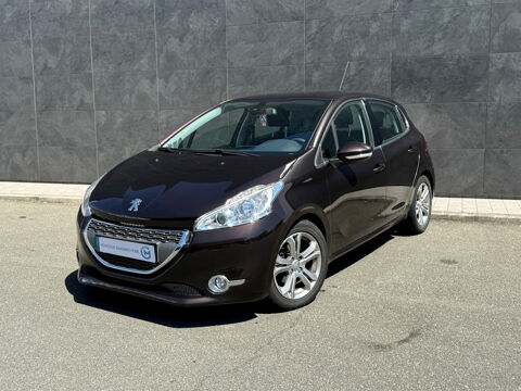 Peugeot 208 - GENERATION-I 1.6 E-HDI 90ch ALLURE / 1