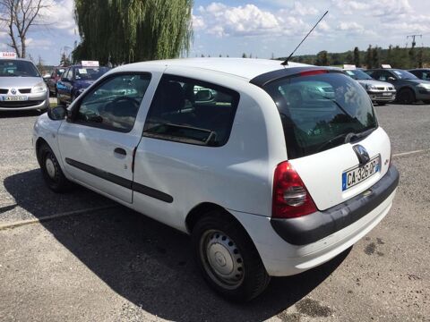 Clio 1.2i 60cv 2 places 242151km 2004 occasion 45250 Briare