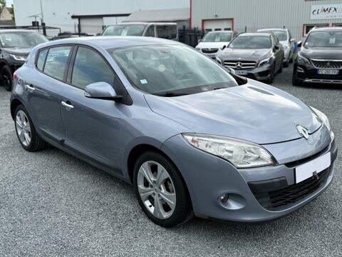 Renault Mégane III - 1.5 DCi 110cv - eco2 DYNAMIQUE - Ill 2010 occasion Saint-Denis-en-Val 45560