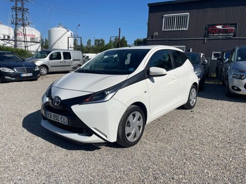 Toyota aygo - 1.0 vvti -i x-shift x-play Révi