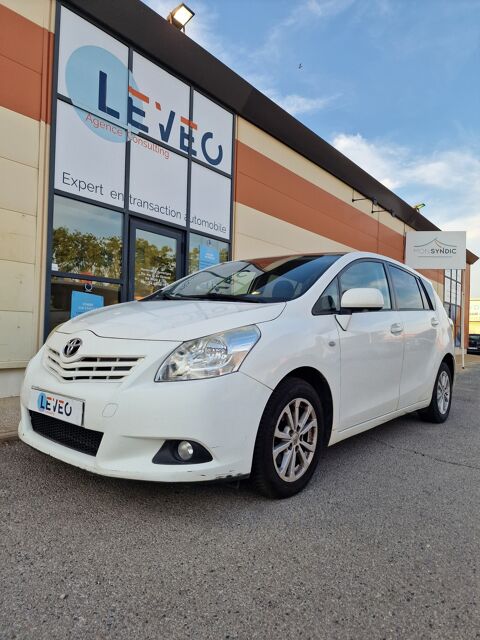 Toyota verso - 2.0 SkyView 126 Ch D-4D 1 Main - Blanc