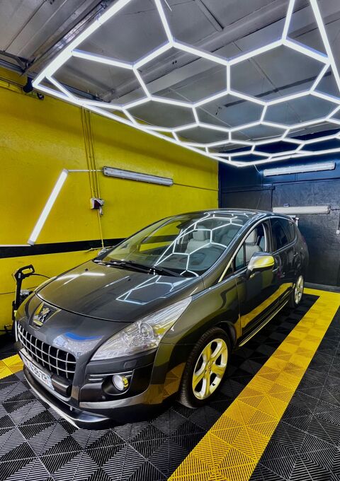 Peugeot 3008 - 2l hdi financement possible - Gris ant