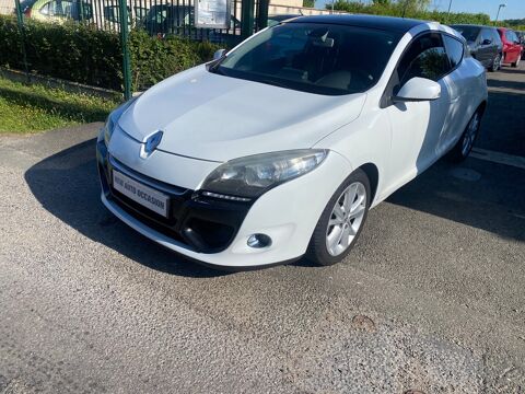 Renault megane - III (2) COUPE 1.5 DCI 110 FAP ENERGY D