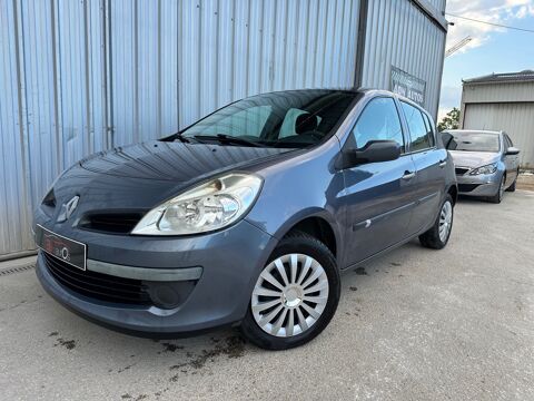 Renault clio iii - 1.5 DCI 70Ch/CLIM/EMBRAYAGE NEUF - Gri