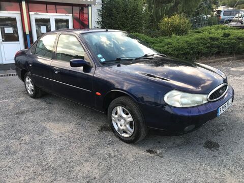 Mondeo 1.8i ghia 1ère main 156158km ct ok 1997 occasion 45250 Briare