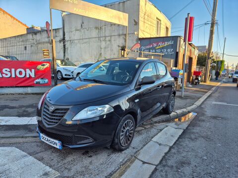 Lancia Ypsilon 1.2 8 V 69 CH ELEFANTINO 5P 2014 occasion Bezons 95870