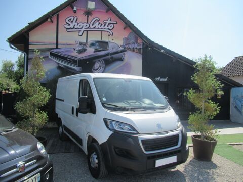 Peugeot Boxer 2.2 hdi  12999 HORS TAXES 0507 2020 occasion Galluis 78490