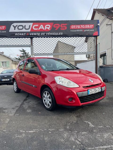 Annonce Renault clio iii (2) 1.2 16v 75 alize 5p 2010 ESSENCE