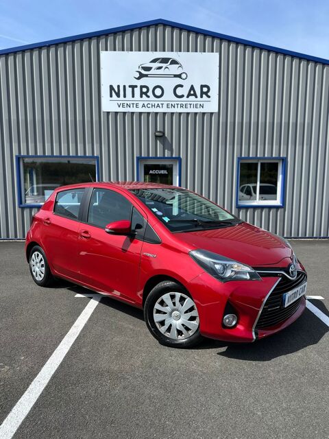 Toyota Yaris HYBRIDE 100H DYNAMIC 2015 occasion MAUGES SUR LOIRE 49290