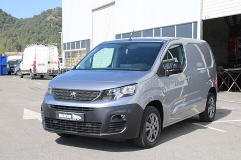 Peugeot Partner III (2) 1.5 STANDARD 650 KG BLUEHDI 130 S&S EAT8 ASPHALT 2022 occasion Peyrolles-en-Provence 13860