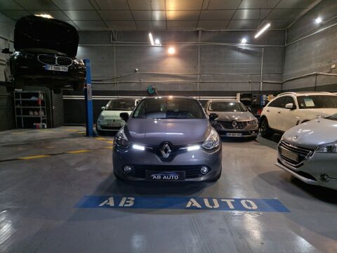 Renault clio iv - TCE (ESSENCE) 90CH FINITION LIMITED- B