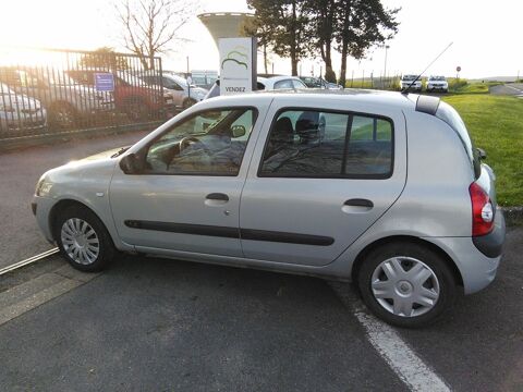 Clio 1.2 58 Expression 5 Portes PREMIERE MAIN 2002 occasion 95520 Osny