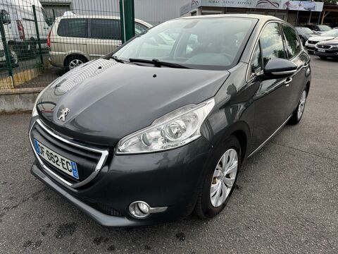 Peugeot 208 - 1.6 E-HDI FAP 92 ALLURE 5P - Gris M&ea