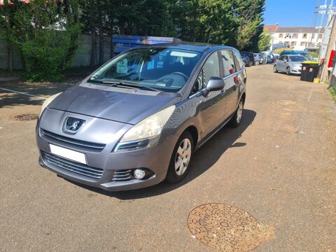 Peugeot 5008 - hdi - Gris anthracite