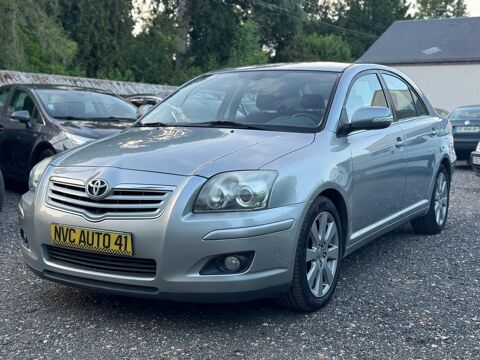 Toyota avensis - 2.2 d4d - Autre Laqué