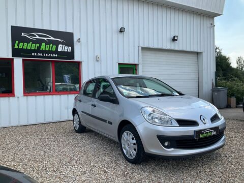 Renault clio iii - 1.5 DCI EXPRESSION 82217 KM - Gris