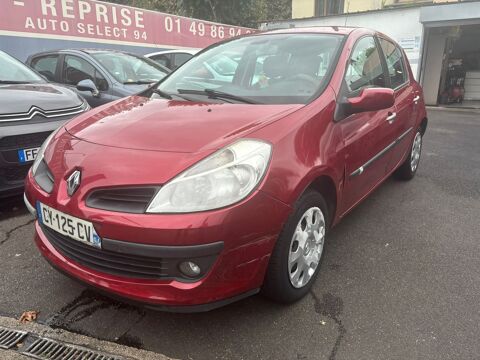 Renault clio - 1.6 16v - Rouge