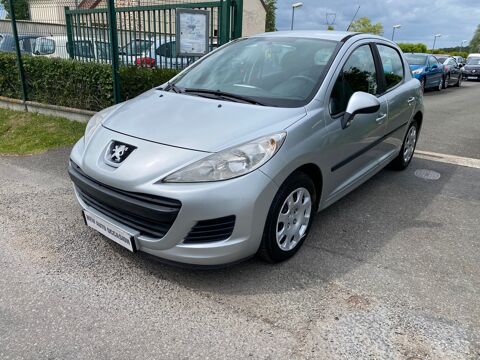 Annonce voiture Peugeot 207 3990 