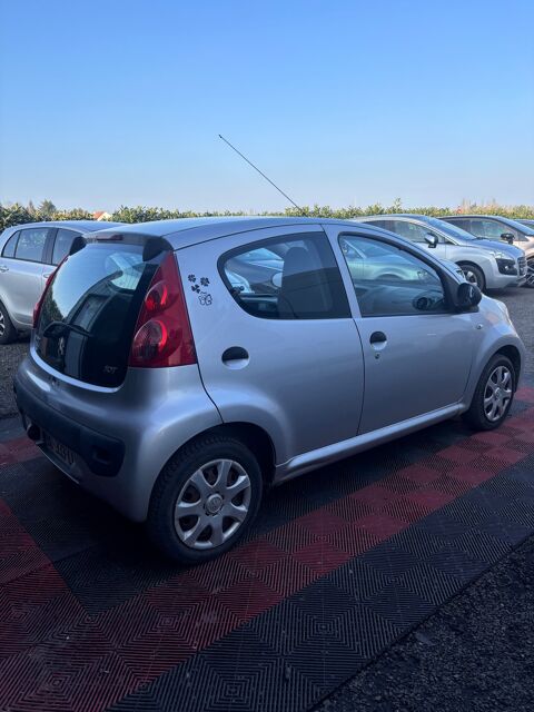 Peugeot 107 - 1.0 - Gris