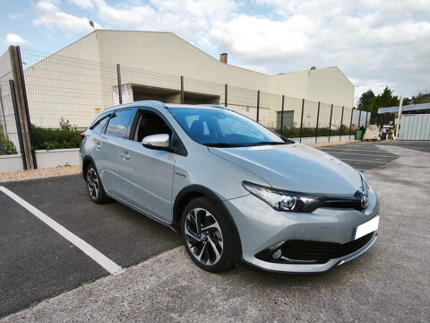 Toyota Auris 136h design - gps / camera - 73 134 km 1 ER MAIN 2018 occasion Saint-Jean-De-Braye 45800