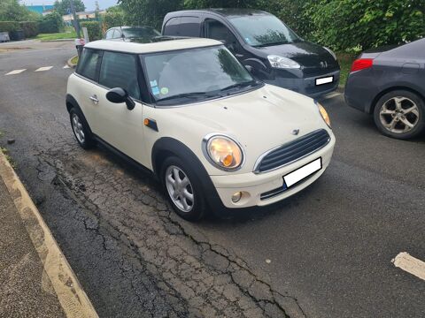 MINI COUPE COOPER ONE 95 2008 occasion 78310 Coignières