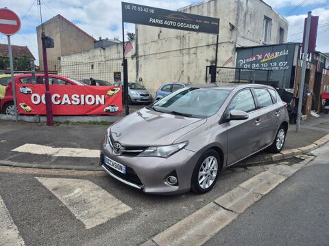 Toyota auris - II 2.0 D-4D 124 CH DYNAMIC - Gris M&ea