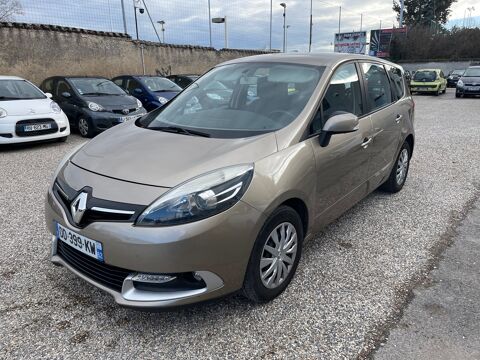 Scénic III Phase 2 1.2 TCe 130 cv LIFE / 99 970 km / 2014 2014 occasion 69008 Lyon 8e Arrondissement