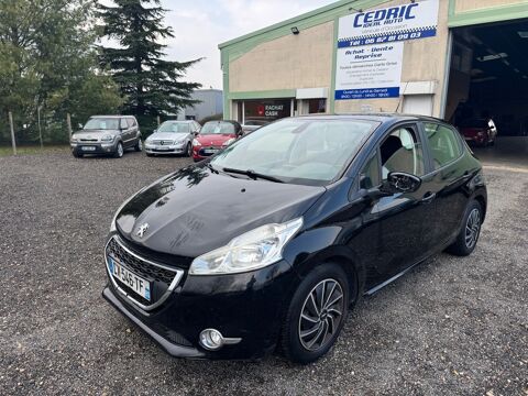 Peugeot 208 1.6 HDI 92 ALLURE 2013 occasion Villeneuve-la-Guyard 89340