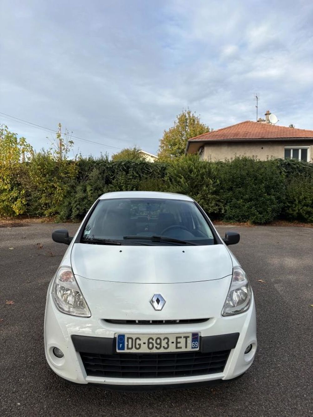 Clio 1.5 DCI 75 EXPRESSION CLIM 2014 occasion 69320 Feyzin