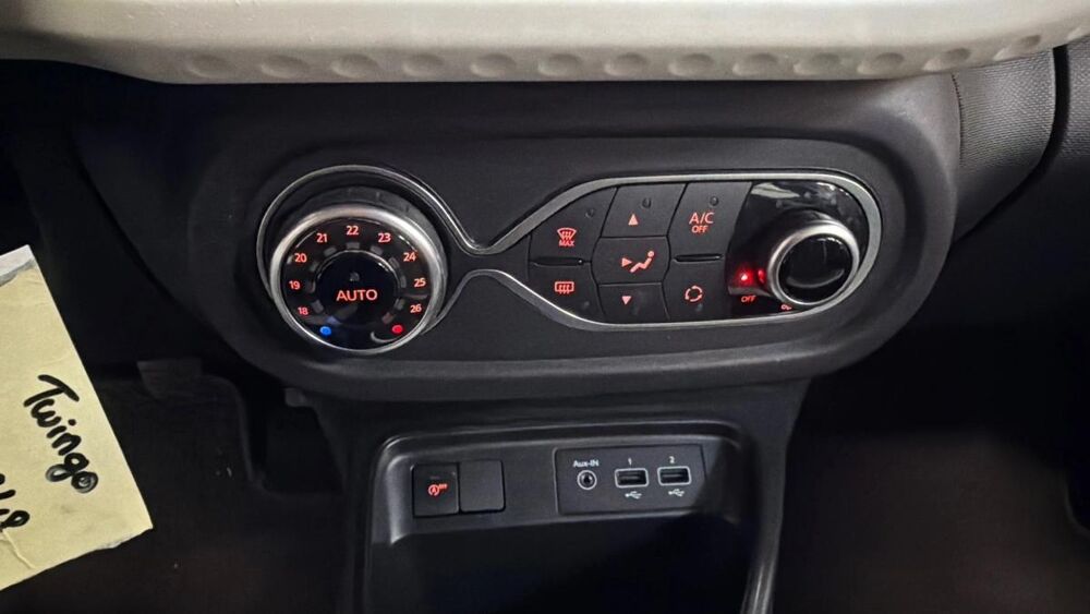 Twingo SCE 65 Equilibre 2022 occasion 91380 Chilly-Mazarin
