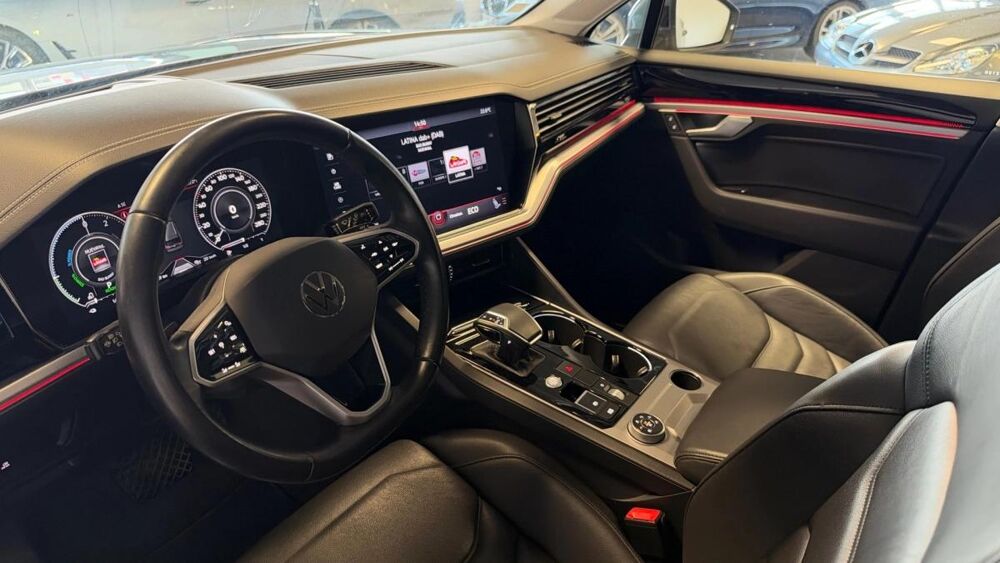 Touareg E HYBRID Elegance eHybrid 4Motion 2021 occasion 33600 Pessac