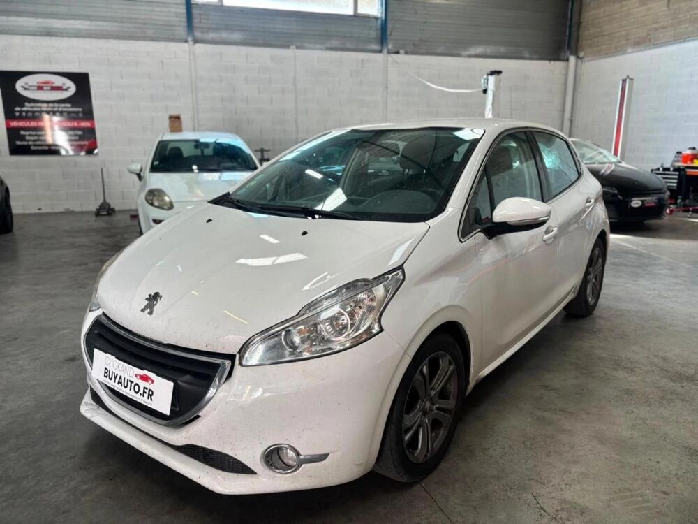 208 GENERATION-I 1.6 E-HDI 90 ALLURE 2014 occasion 31650 Saint-Orens-De-Gameville