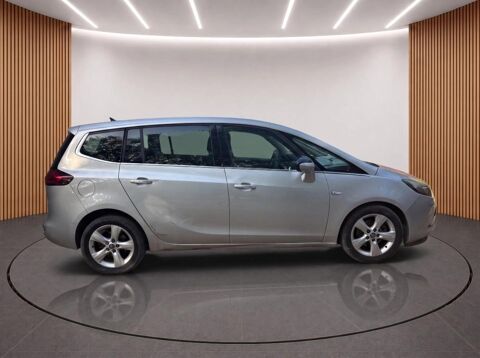 Zafira 1.6 CDTI 135 COSMO 2014 occasion 13150 Saint-Pierre-de-M&eacute;zoargues
