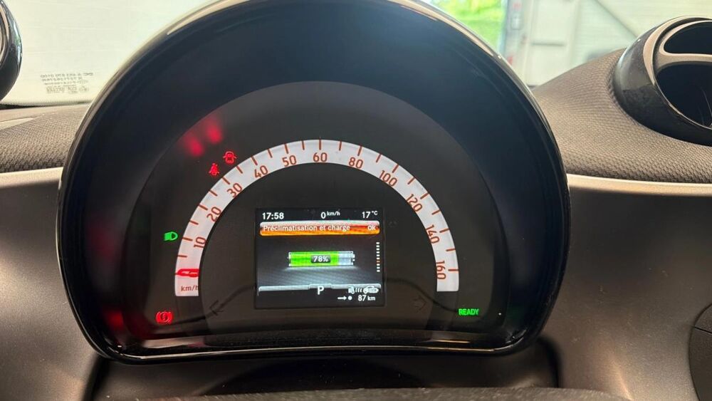 ForFour ELECTRIC electric drive / EQ (453.091) 2018 occasion 59223 Roncq