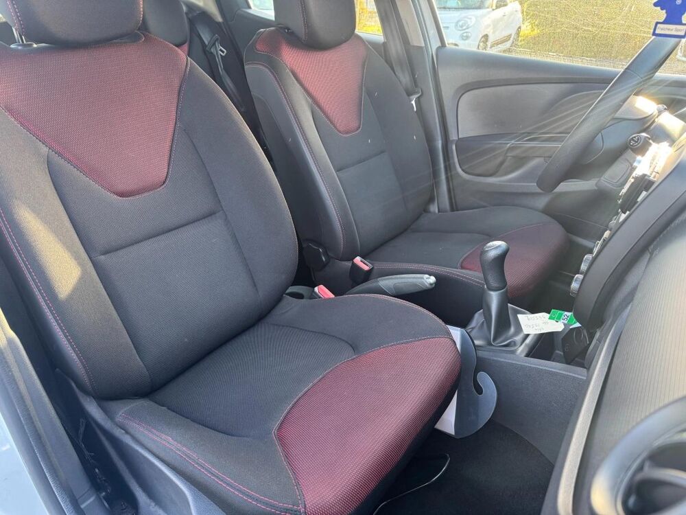 Clio 1.2 75 LIFE 2016 occasion 89340 Villeneuve-la-Guyard