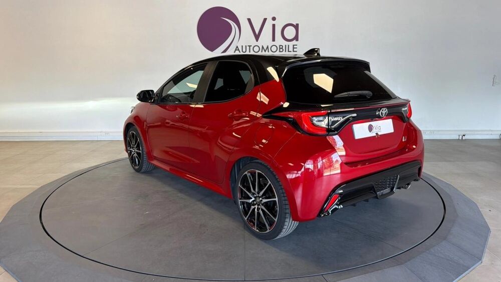 Yaris 1.5 114H 90 HYBRID FULL-HYBRID 0.8KWH GR-SPORT BVA 2022 occasion 33600 Pessac