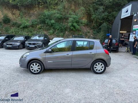 Clio 2011 occasion 69580 Sathonay-Camp