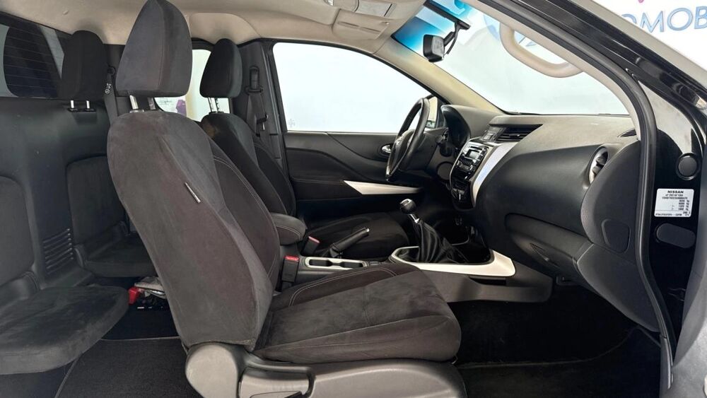 Navara 2018 occasion 17600 Saujon