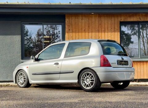 Clio 2.0 170 RS 2000 occasion 78550 Bazainville