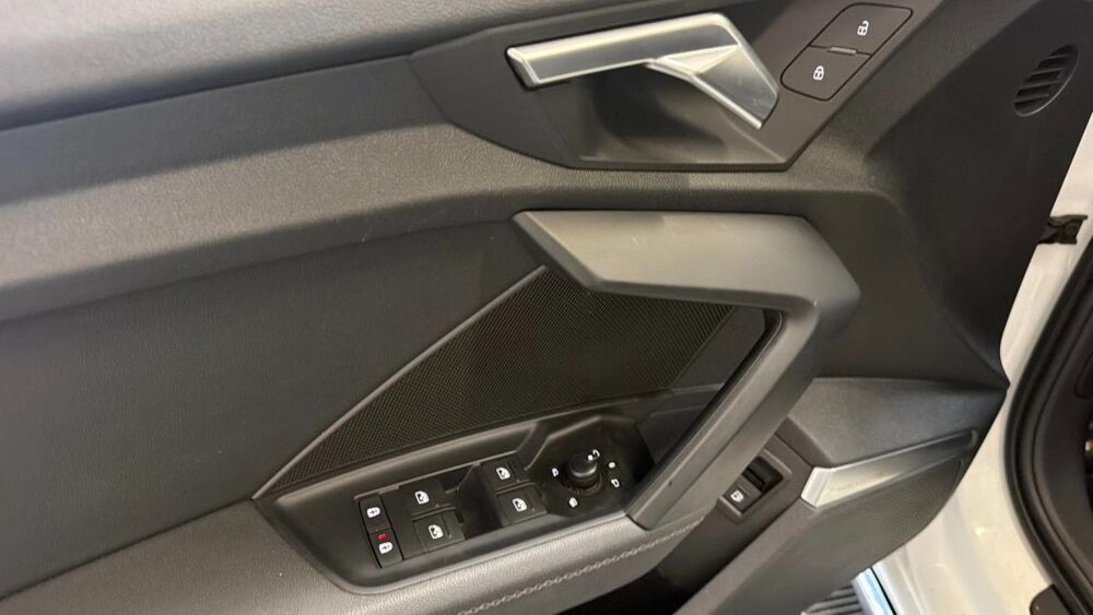 A3 Sportback 40 TFSI e 204ch S line S tronic 6 / 1&egrave;re Main Suiv 2023 occasion 91380 Chilly-Mazarin
