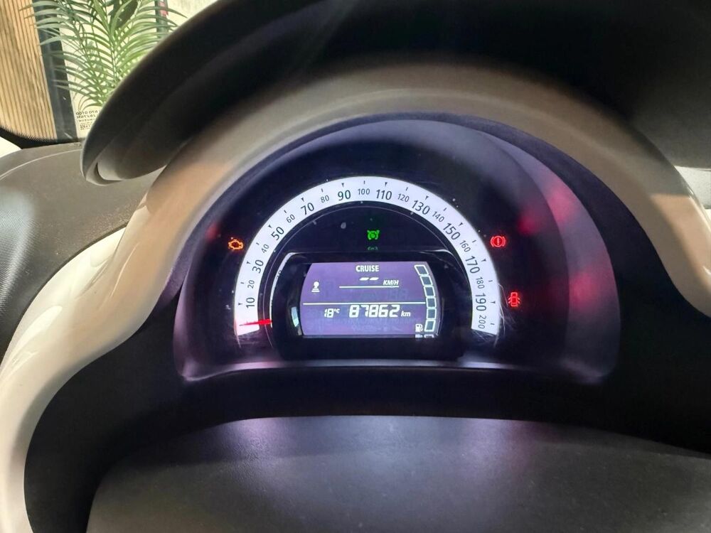 Twingo 0.9 TCE 90 ENERGY INTENS 2016 occasion 78410 Aubergenville