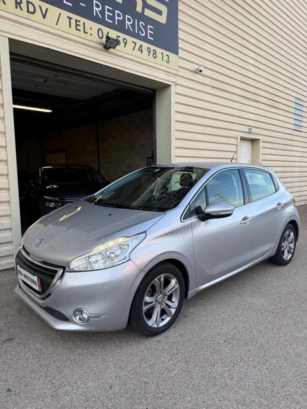 208 GENERATION-I 1.6 VTI 120 ALLURE BVA 2014 occasion 30900 N&icirc;mes