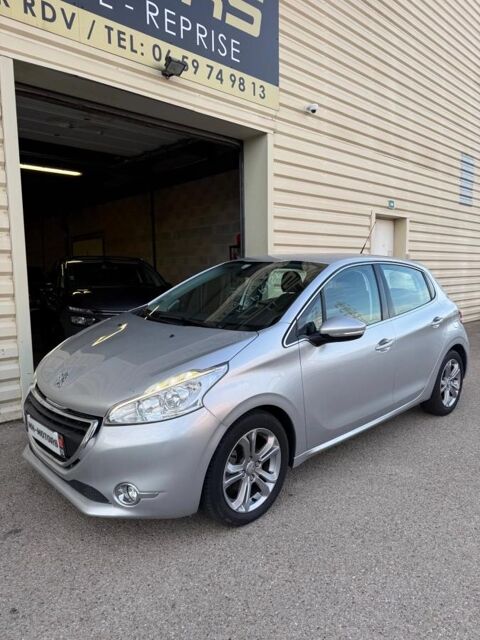 Peugeot 208 GENERATION-I 1.6 VTI 120 ALLURE BVA 2014 occasion N&icirc;mes 30900