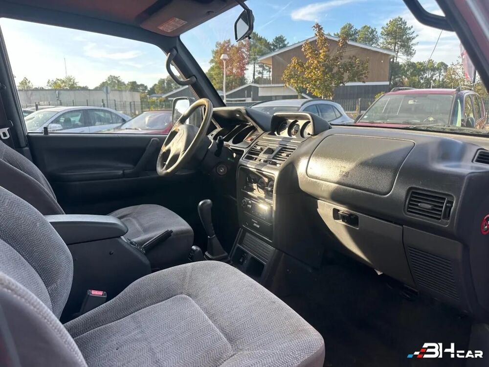 Pajero 2.5 TD 100 COURT 4WD 2004 occasion 33980 Audenge