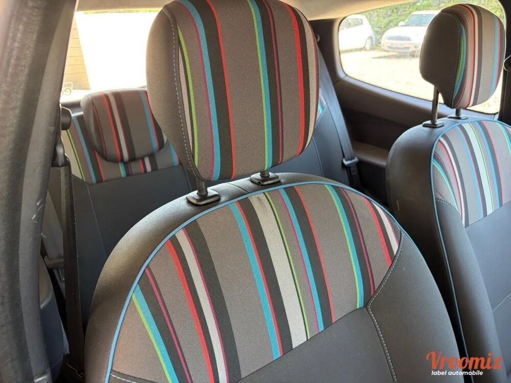 Twingo 1.2 LEV 75 LIFE 2014 occasion 77250 &Eacute;cuelles