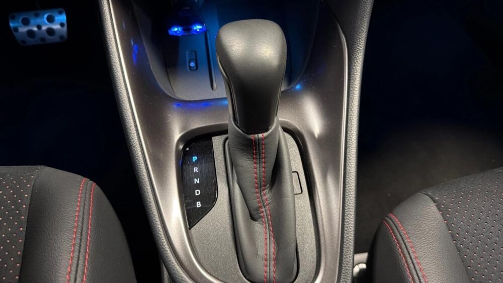 Yaris 1.5 114H 90 HYBRID FULL-HYBRID 0.8KWH GR-SPORT BVA 2022 occasion 33600 Pessac