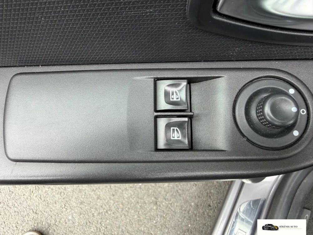 Clio 1.2 75 LIMITED 2015 occasion 33185 Le Haillan