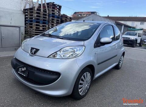 Peugeot 107 1.0 70 URBAN MOVE 2-TRONIC BVA